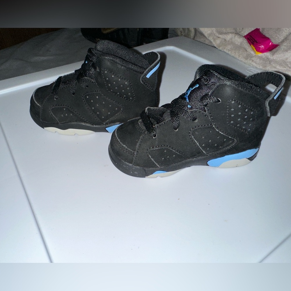 BABY JORDAN 6
